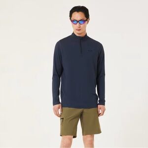 Oakley Men’s Gravity Range 1/4 Pullover Blue Regular Fit Large Lightweight